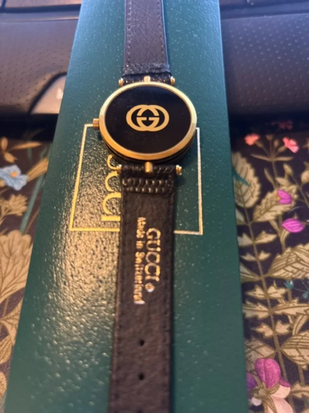 Vintage 1990's Women's Gucci Watch